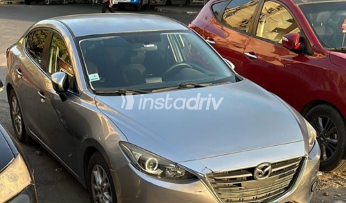 Mazda 3 2017 Silver Automatic Used for Sale in Greater Cairo ( Cairo + Giza) - 4
