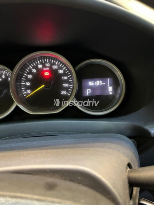 Renault Sandero Step Way 2018 Gray Automatic Used for Sale in Greater Cairo ( Cairo + Giza) - 8