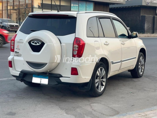 Chery Tiggo 3 2022 White Automatic Used for Sale in Greater Cairo ( Cairo + Giza) - 3