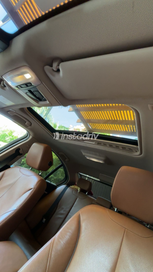 BMW 320 2017 Black Automatic Used for Sale in Greater Cairo ( Cairo + Giza) - 4