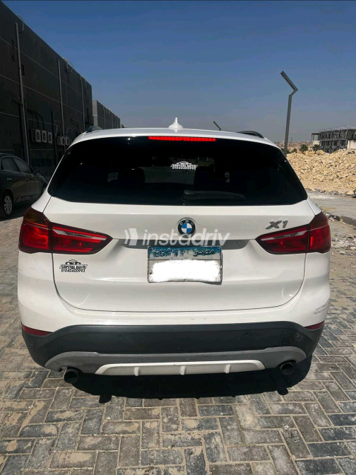 BMW X1 2018 White Automatic Used for Sale in Greater Cairo ( Cairo + Giza) - 3