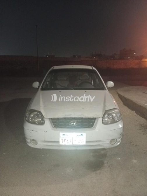 Hyundai Verna 2010 White Automatic Used for Sale in Cairo - 1