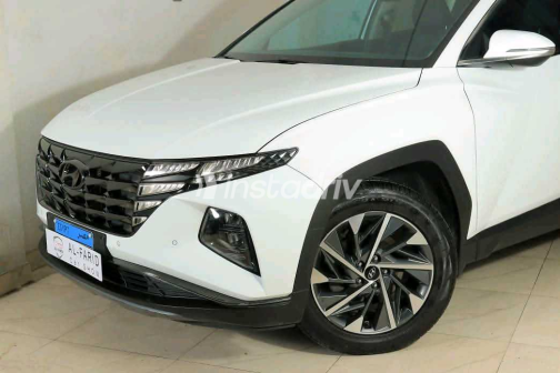 Hyundai Tucson 2022 White Automatic Used for Sale in Greater Cairo ( Cairo + Giza) - 9