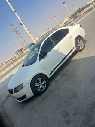 سكودا اوكتافيا A7 2014 أبيض أوتوماتيك مستعملة للبيع في القاهرة الكبرى ( القاهرة - الجيزة)