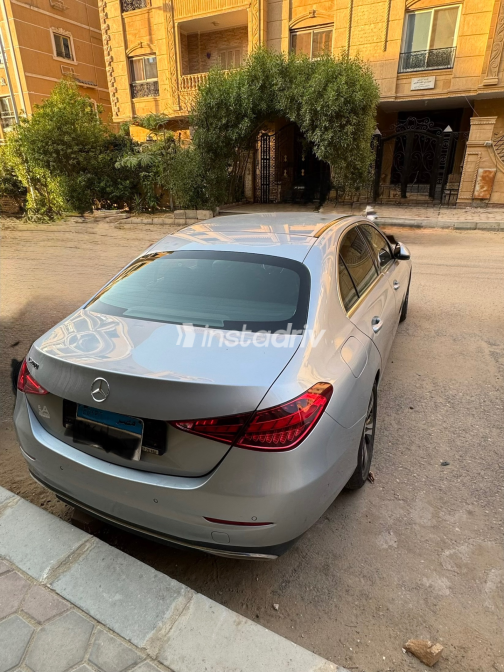 Mercedes C 200 2022 Silver Automatic Used for Sale in Greater Cairo ( Cairo + Giza) - 5