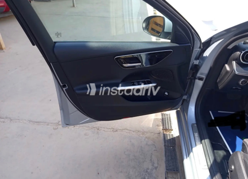 Mercedes C 200 2022 Silver Automatic Used for Sale in Greater Cairo ( Cairo + Giza) - 6