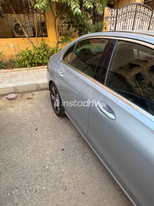 Mercedes C 200 2022 Silver Automatic Used for Sale in Greater Cairo ( Cairo + Giza) - 9