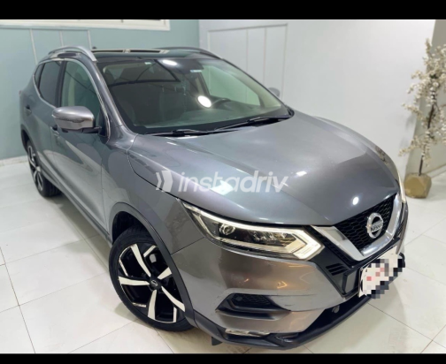 Nissan Qashqai 2018 Gray Automatic Used for Sale in Greater Cairo ( Cairo + Giza) - 2
