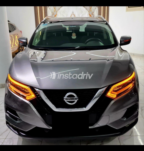 Nissan Qashqai 2018 Gray Automatic Used for Sale in Greater Cairo ( Cairo + Giza) - 6