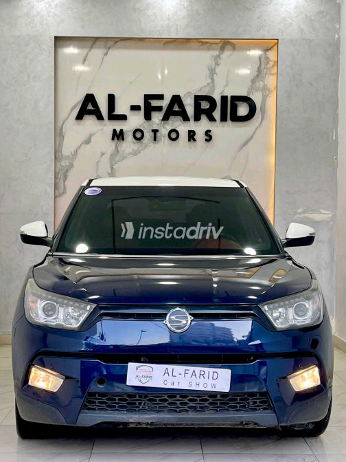 Ssang Yong Tivoli 2015 White Automatic Used for Sale in Greater Cairo ( Cairo + Giza) - 3