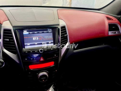 Ssang Yong Tivoli 2015 White Automatic Used for Sale in Greater Cairo ( Cairo + Giza) - 10
