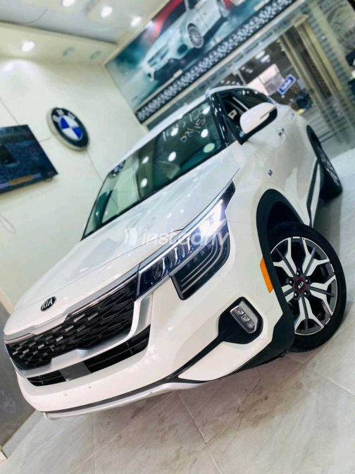 كيا سيلتوس 2021 أبيض أوتوماتيك مستعملة للبيع في القاهرة الكبرى ( القاهرة - الجيزة) - 7