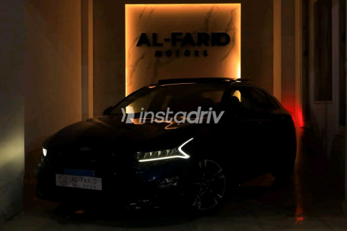 كيا K5 2020 أزرق أوتوماتيك مستعملة للبيع في القاهرة الكبرى ( القاهرة - الجيزة) - 1
