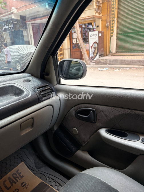 Renault Clio 2002 Gray Manual Used for Sale in Greater Cairo ( Cairo + Giza) - 1