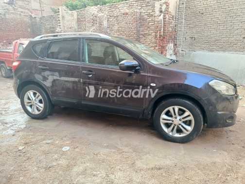 Nissan Qashqai 2012 Purple Automatic Used for Sale in Greater Cairo ( Cairo + Giza) - 4