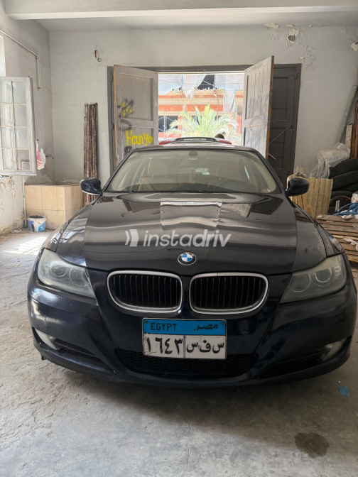 بي ام دبليو 330 2010 أزرق أوتوماتيك مستعملة للبيع في القاهرة الكبرى ( القاهرة - الجيزة) - 2
