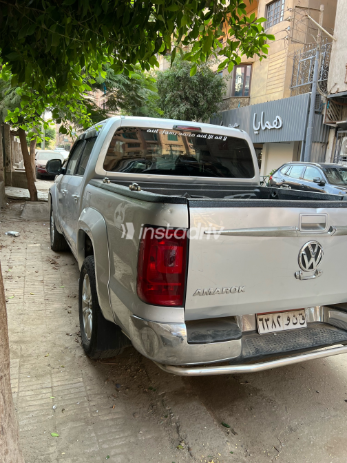 Volkswagen Amarok 2011 Silver Automatic Used for Sale in Greater Cairo ( Cairo + Giza) - 2