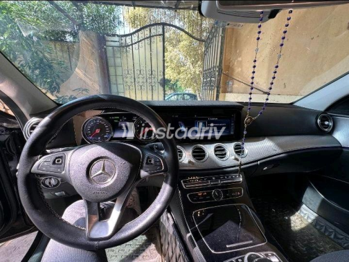 مرسيدس E 350 2018 أسود أوتوماتيك مستعملة للبيع في القاهرة الكبرى ( القاهرة - الجيزة) - 7