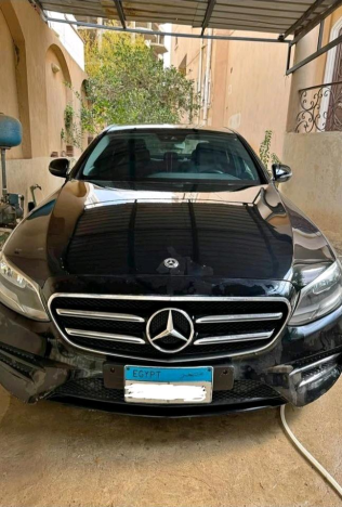مرسيدس E 350 2018 أسود أوتوماتيك مستعملة للبيع في القاهرة الكبرى ( القاهرة - الجيزة)