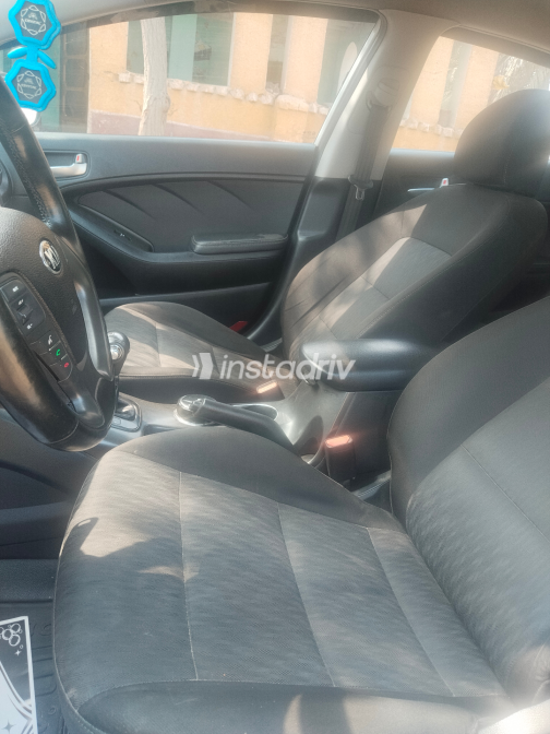 Kia Cerato 2015 Gray Automatic Used for Sale in Greater Cairo ( Cairo + Giza) - 7