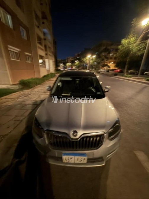 Skoda Yeti 2016 Silver Automatic Used for Sale in Cairo - 4