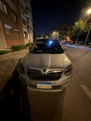 Skoda Yeti 2016 Silver Automatic Used for Sale in Cairo