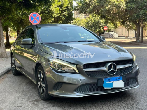 مرسيدس CLA 180 2018 رمادي أوتوماتيك مستعملة للبيع في مصر الجديدة - 3