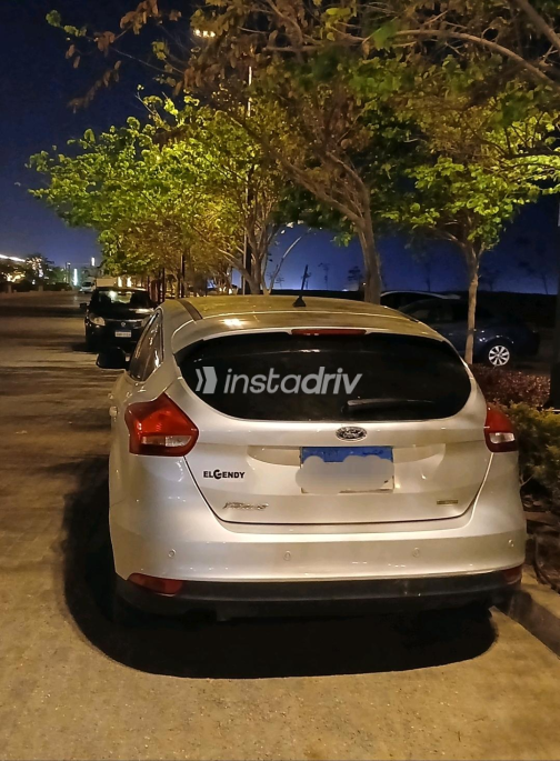 Ford Focus 2018 Silver Automatic Used for Sale in Greater Cairo ( Cairo + Giza) - 1