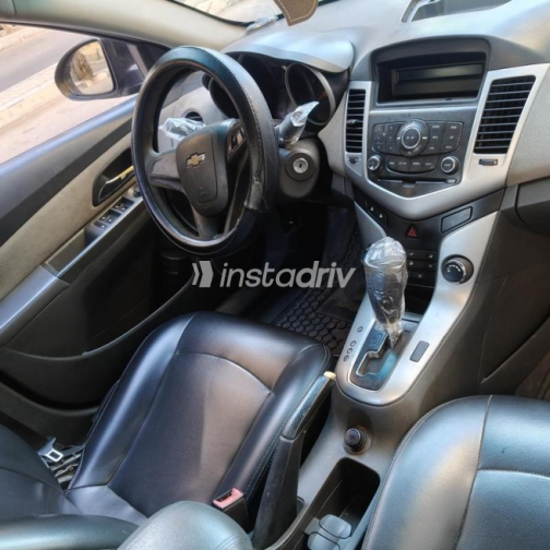 Chevrolet Cruze 2010 Black Automatic Used for Sale in Alexandria - 5