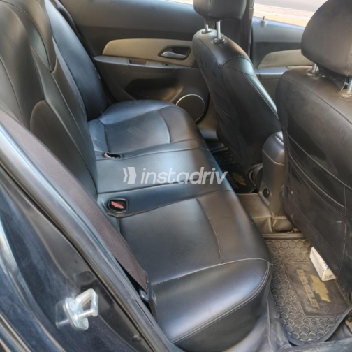 Chevrolet Cruze 2010 Black Automatic Used for Sale in Alexandria - 6