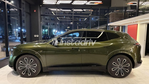 Avatr 07 2025 Green Automatic Used for Sale in Cairo - 4