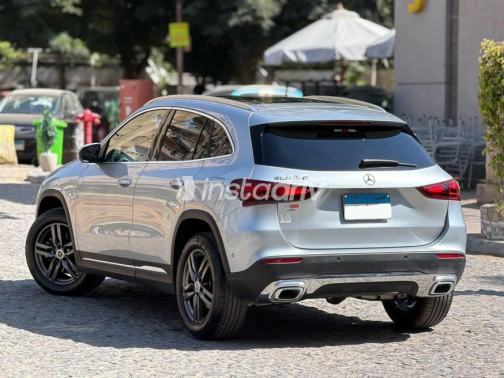 Mercedes GLA 200 2026 Silver Automatic Used for Sale in Cairo - 4