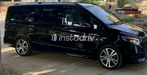 Mercedes Viano 2025 Black Automatic Used for Sale in Cairo - 4