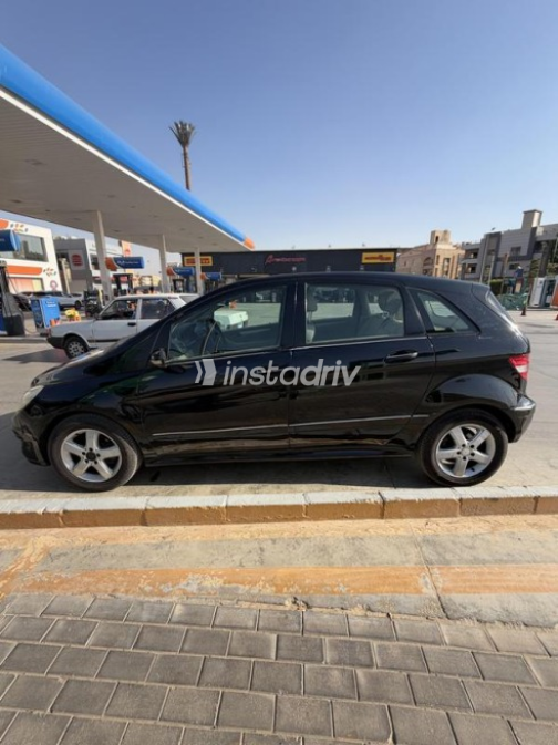 Mercedes B 150 2008 Black Automatic Used for Sale in Cairo - 3