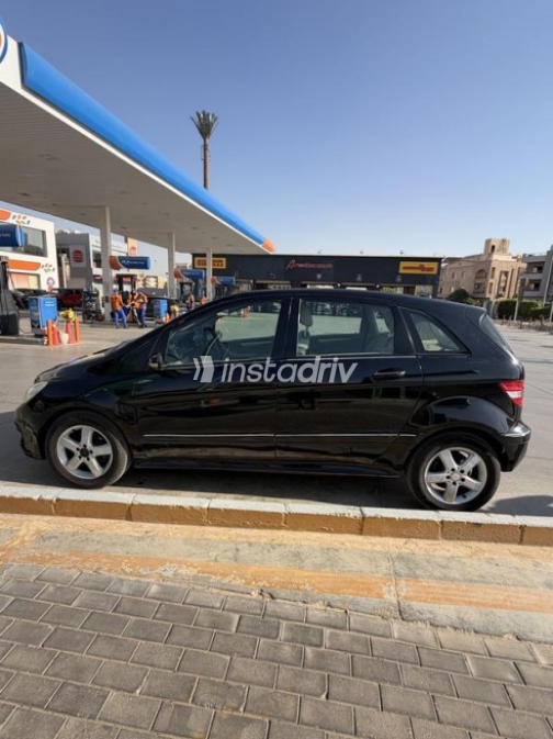 Mercedes B 150 2008 Black Automatic Used for Sale in Cairo - 7