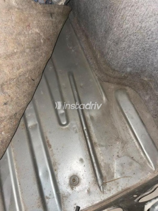 بيجو 405 2004 ذهبي أوتوماتيك مستعملة للبيع في الجيزة - 6