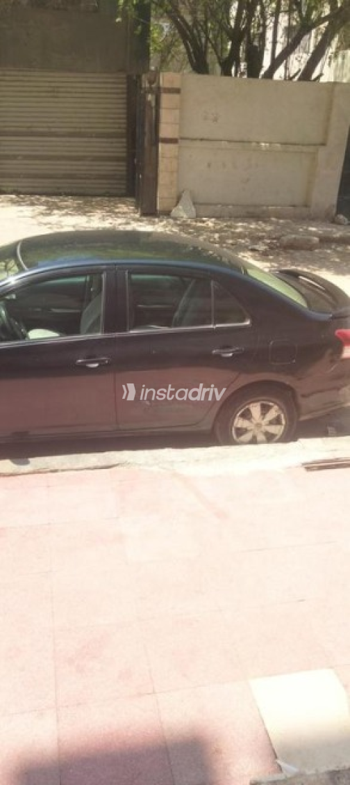 Toyota Yaris 2008 Black Automatic Used for Sale in Nasr city - 3