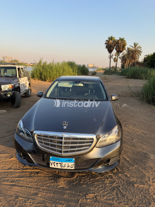 مرسيدس E 200 2014 رمادي غامق أوتوماتيك مستعملة للبيع في القاهرة الكبرى ( القاهرة - الجيزة) - 9