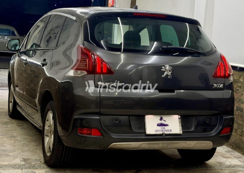 Peugeot 3008 2017 Gray Automatic Used for Sale in Cairo - 3
