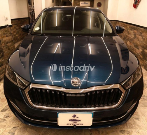 Skoda Octavia 2022 Dark Blue Automatic Used for Sale in Cairo - 3