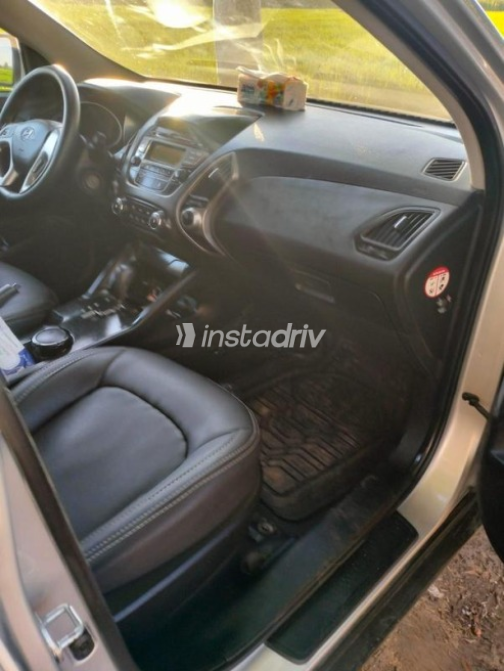 Hyundai IX 35 2015 Silver Automatic Used for Sale in 10th of Ramadan - 6