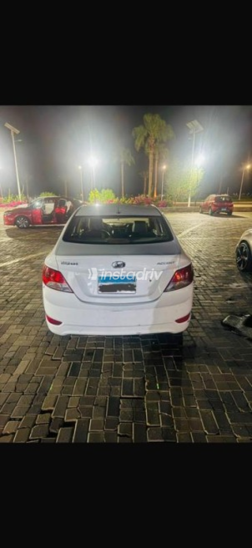 Hyundai Accent RB 2012 White Automatic Used for Sale in Suez  - 1