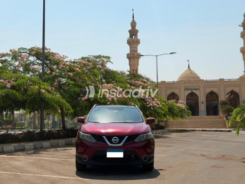 Nissan Qashqai 2016 Red Automatic Used for Sale in Nasr city - 2
