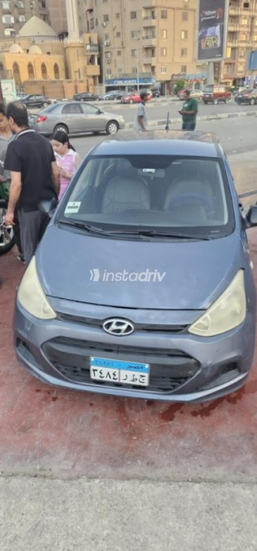 Hyundai Grand i10 2016 White Automatic Used for Sale in Greater Cairo ( Cairo + Giza) - 10
