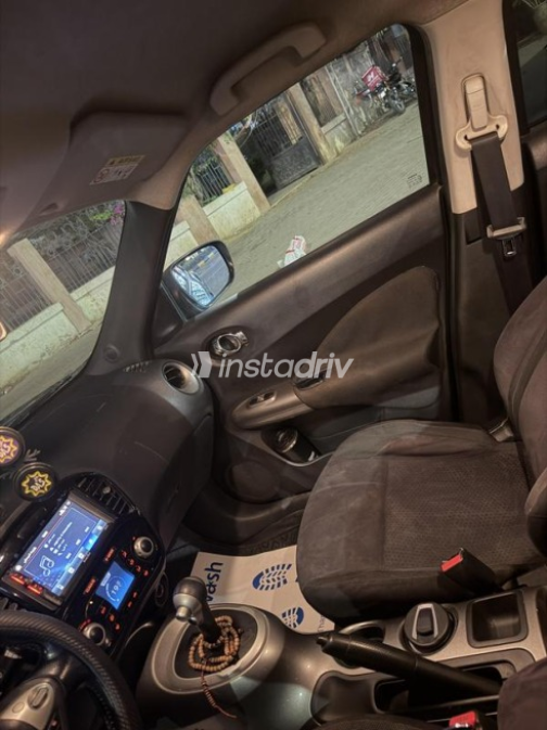 نيسان جوك 2015 أسود أوتوماتيك مستعملة للبيع في مدينة الشيخ زايد - 5