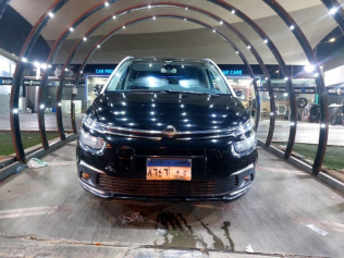 Citroën C4 Grand Picasso 2019 Black Automatic Used for Sale in Cairo