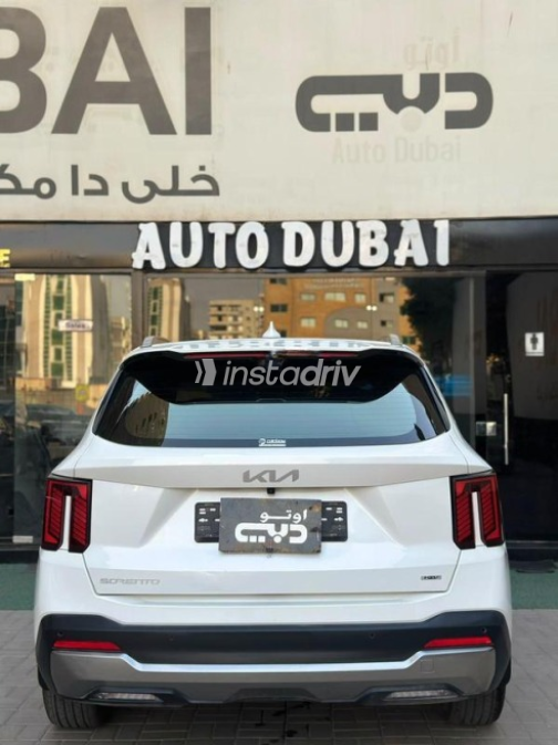 Kia Sorento 2025 White Automatic Used for Sale in Nasr city - 6