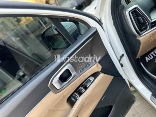 Kia Sorento 2025 White Automatic Used for Sale in Nasr city - 10