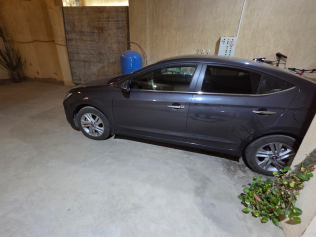 Hyundai Elantra AD 2025 Dark Gray Automatic Used for Sale in Greater Cairo ( Cairo + Giza)