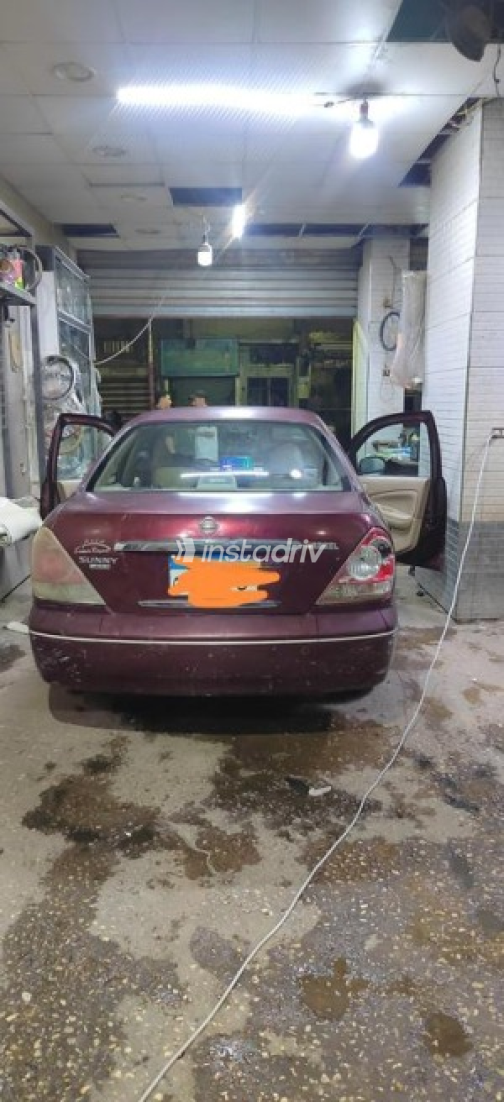 Nissan Sunny 2015 Red Automatic Used for Sale in Cairo - 6
